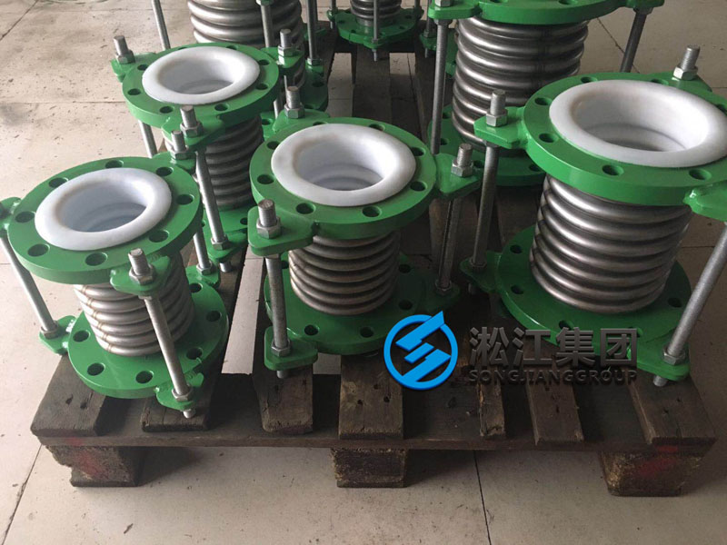 內襯四氟波紋補償器發往四川攀枝花 內襯四氟波紋補償器發往四川攀枝花