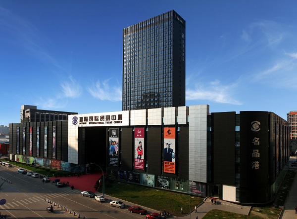 1617718017961478.jpg 1-20041G00Z4.jpg